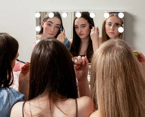 Girls Night, Eimear Lynch