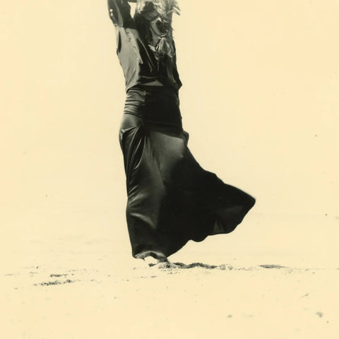 Lejos De La Tierra, Irene Zottola
