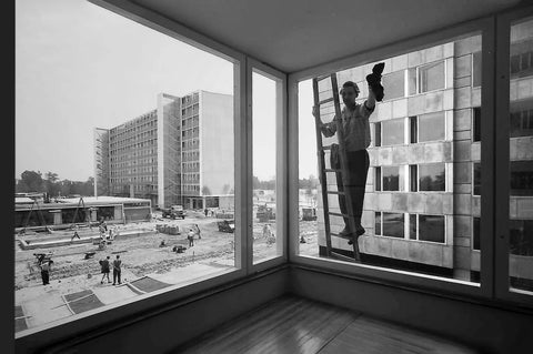 The Modernist, Issue 51: Neighbourhood