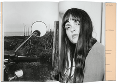 人気商品の Barbara Hammer's Truant: Photographs 1970-1979 – The Library アート写真