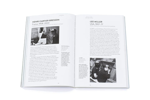 Photography (Art Essentials), David Bate